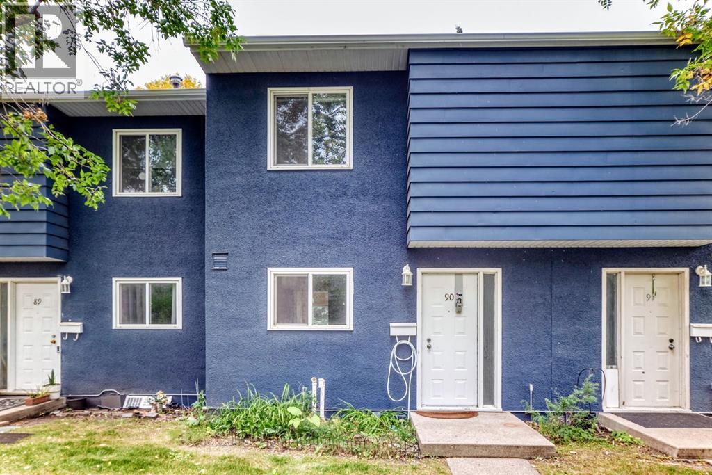 90, 251 90 Avenue SE, Calgary, Alberta