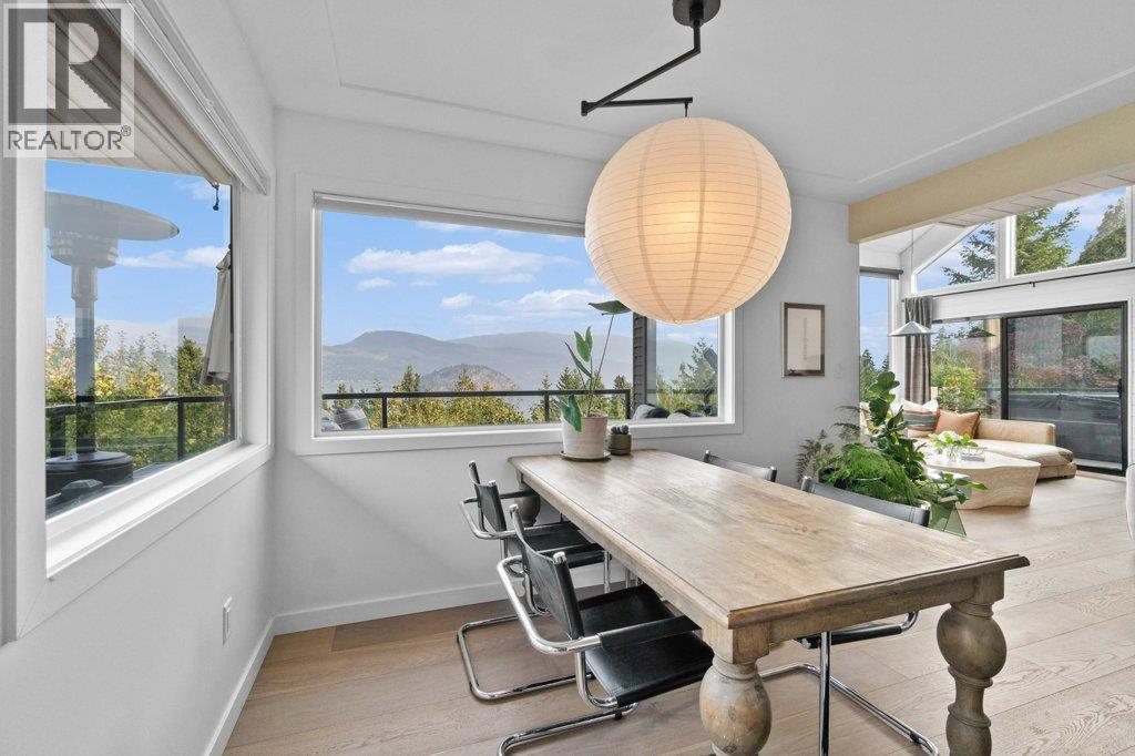 2221 Sunset Point, Blind Bay