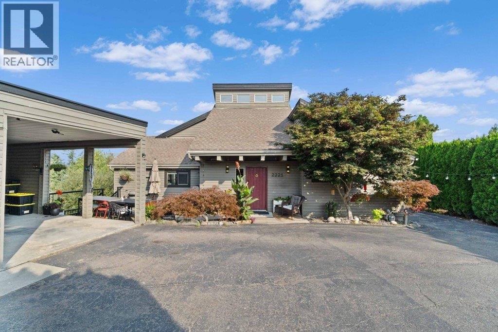 2221 Sunset Point, Blind Bay