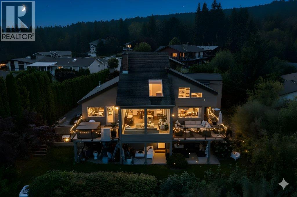 2221 Sunset Point, Blind Bay