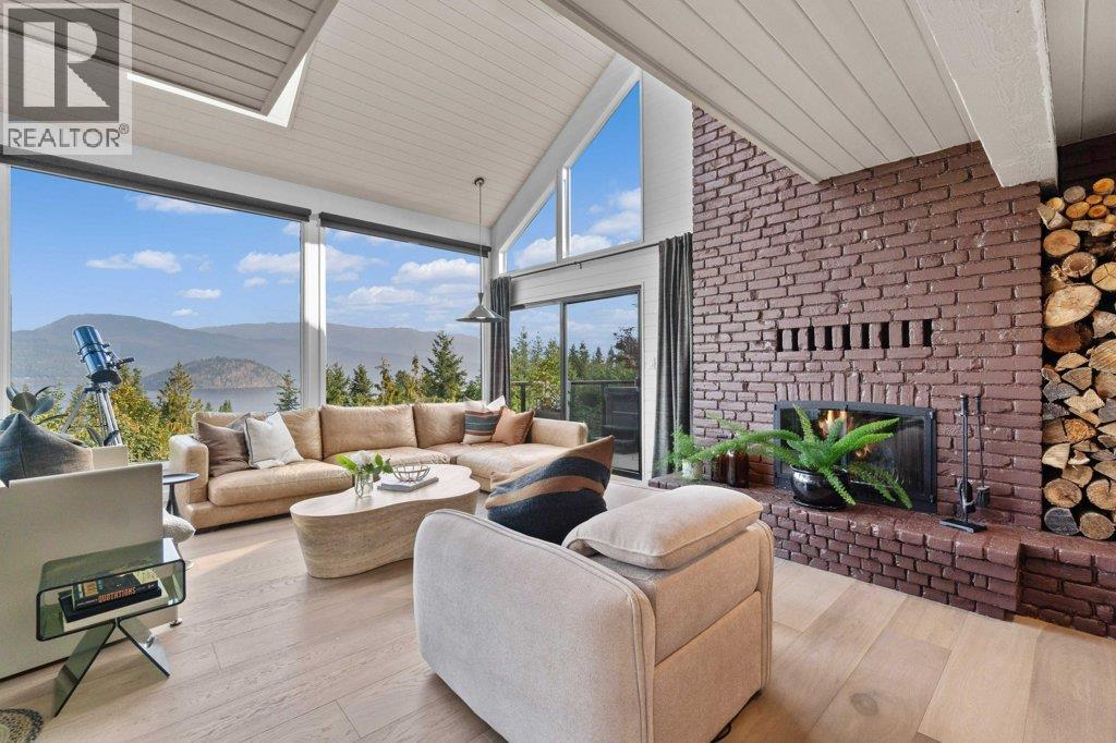 2221 Sunset Point, Blind Bay