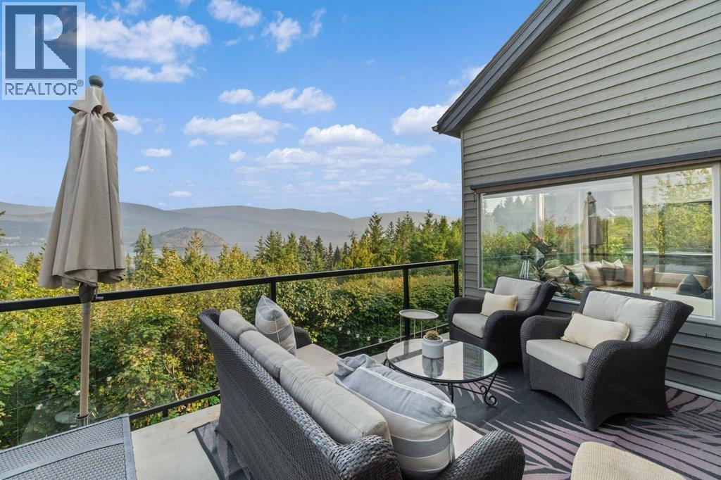 2221 Sunset Point, Blind Bay