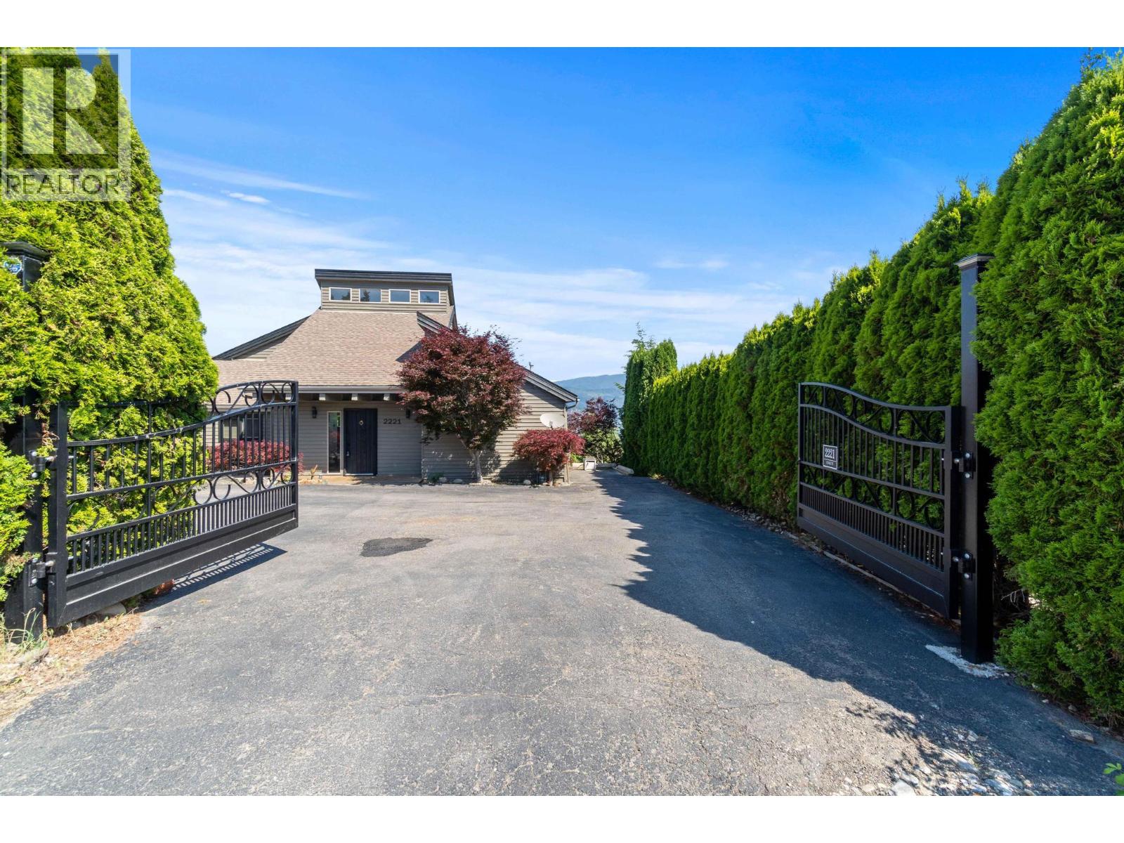 2221 Sunset Point, Blind Bay