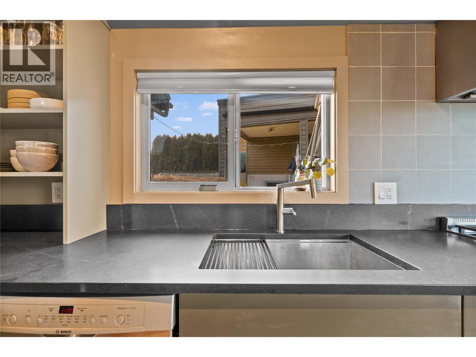 2221 Sunset Point, Blind Bay
