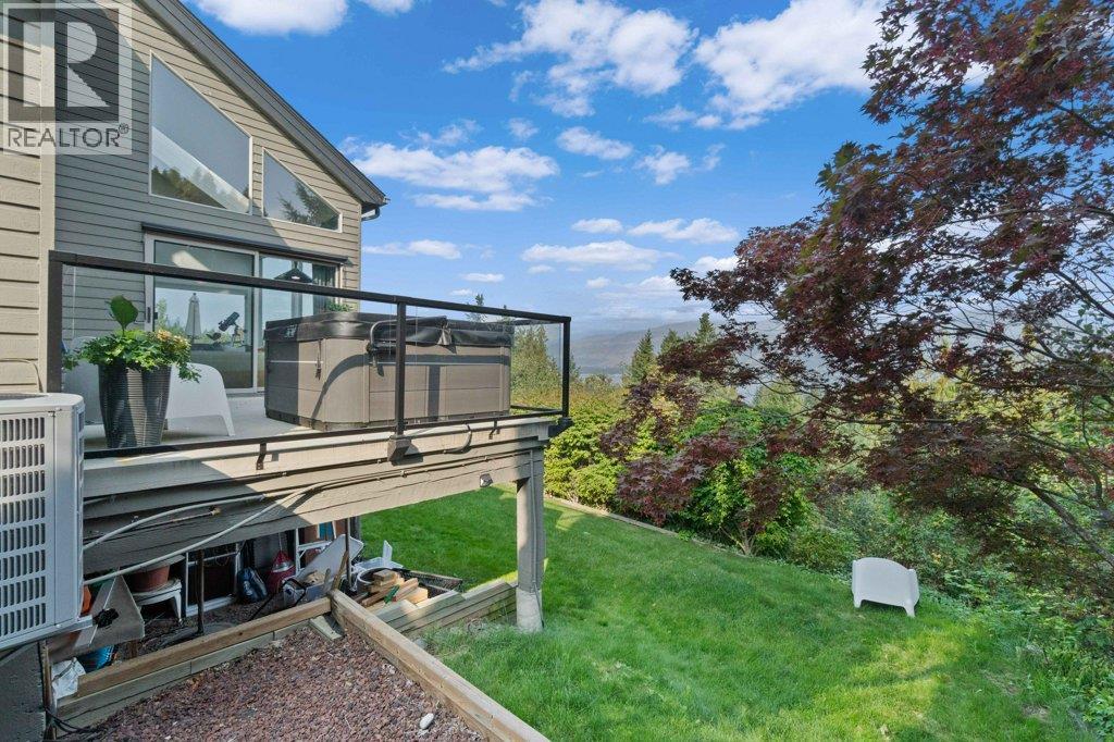 2221 Sunset Point, Blind Bay