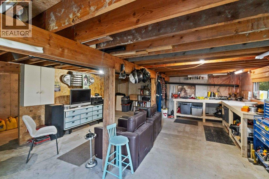 2221 Sunset Point, Blind Bay