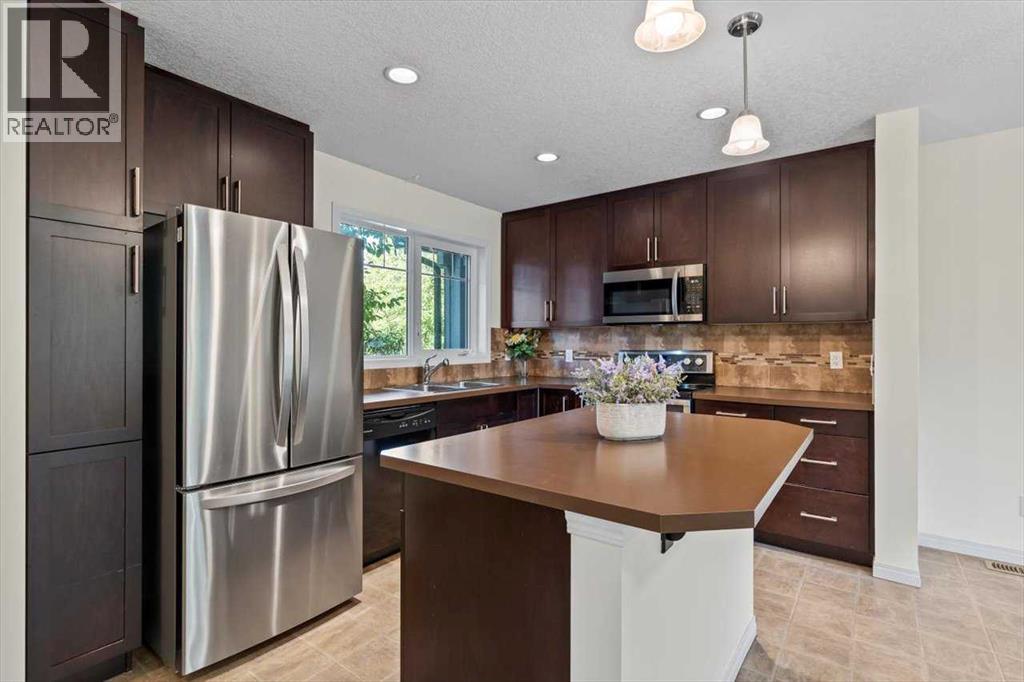 Single Family House for Sale in  Chaparral Valley Drive SE Chaparral Calgary 