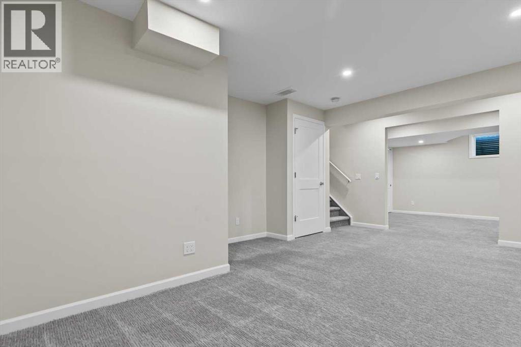 Single Family House for Sale in  Chaparral Valley Drive SE Chaparral Calgary 