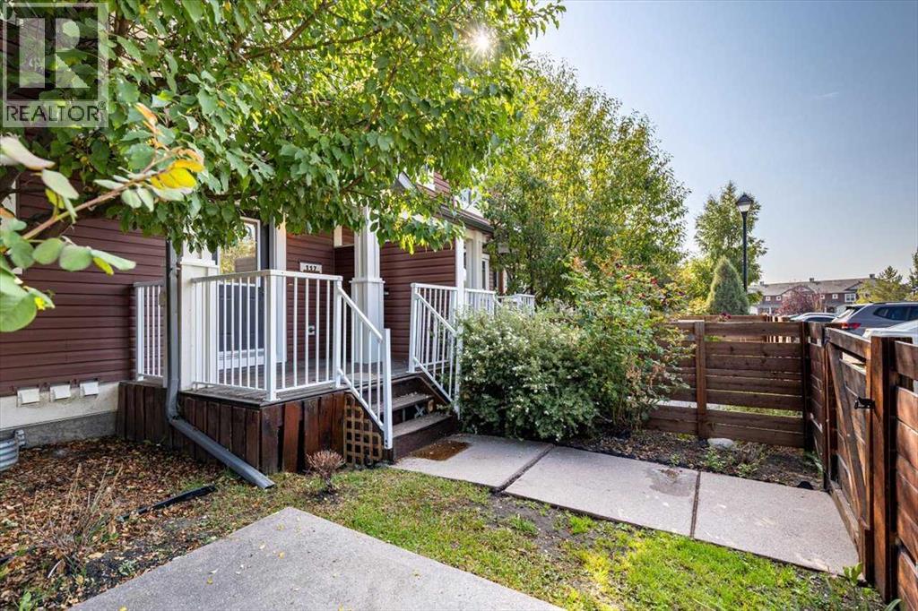 Single Family House for Sale in  Chaparral Valley Drive SE Chaparral Calgary 