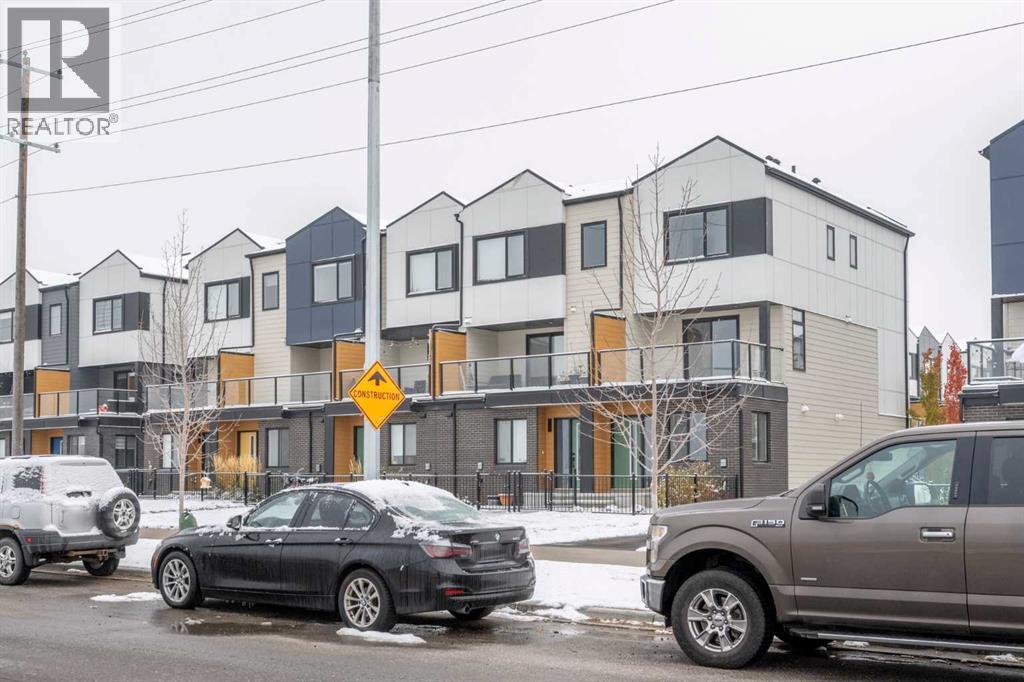 Single Family House for Sale in    Avenue SE Belvedere Calgary 