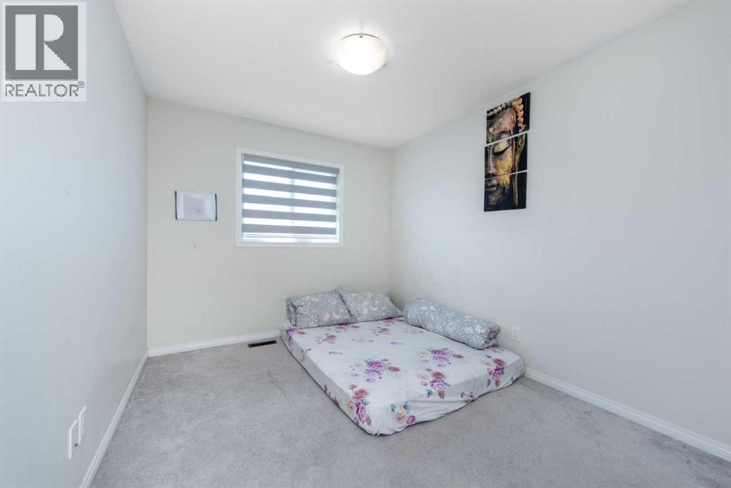 Single Family House for Sale in  Savanna Parade NE Saddle Ridge Calgary 