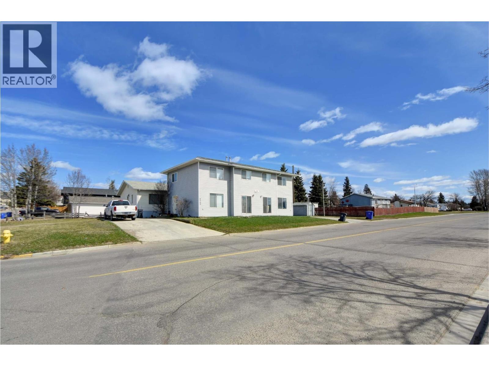 9706-9708 96 AVENUE, Fort St. John