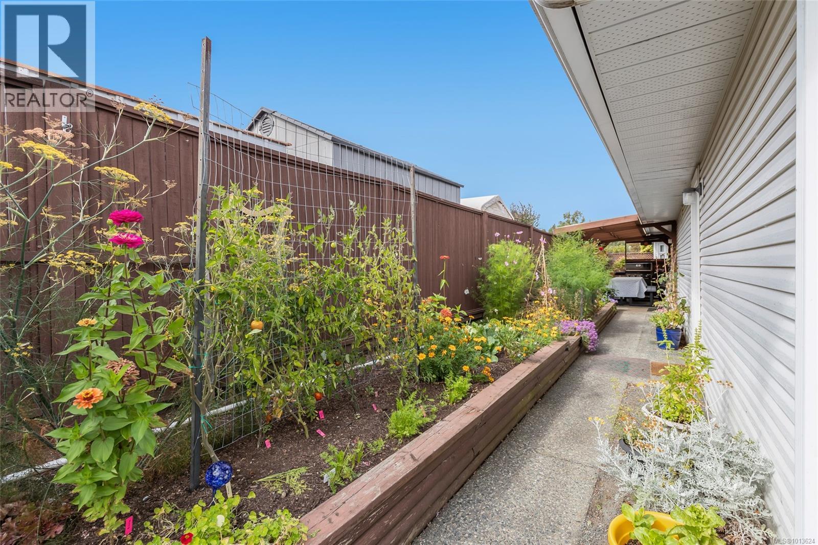 697 Woodburn St, Parksville