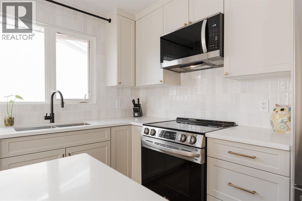 213 Ermine Crescent, Fort McMurray