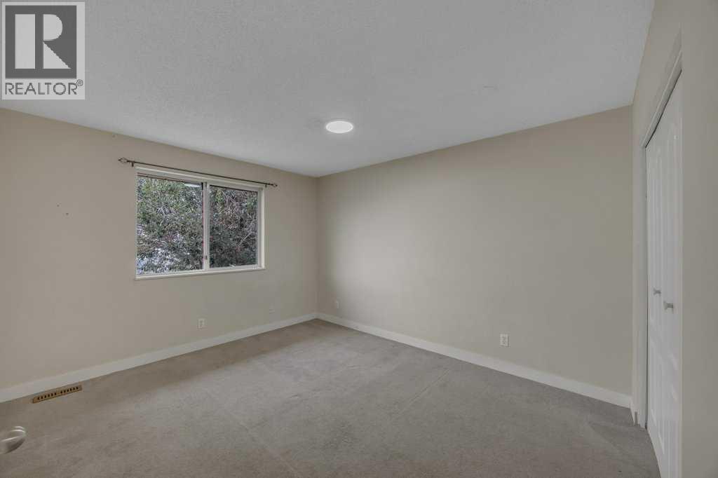 Single Family House 4 Level for Sale in  Martindale Boulevard NE Martindale Calgary 