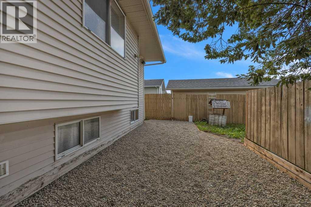 Single Family House 4 Level for Sale in  Martindale Boulevard NE Martindale Calgary 