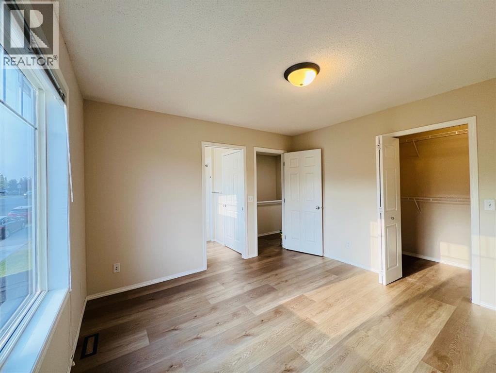 Single Family House for Sale in  Panamount Drive NW Panorama Hills Calgary 