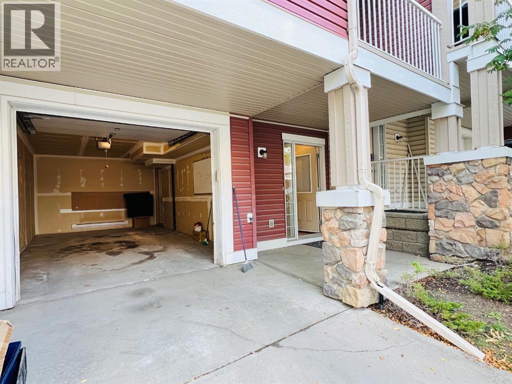 Single Family House for Sale in  Panamount Drive NW Panorama Hills Calgary 