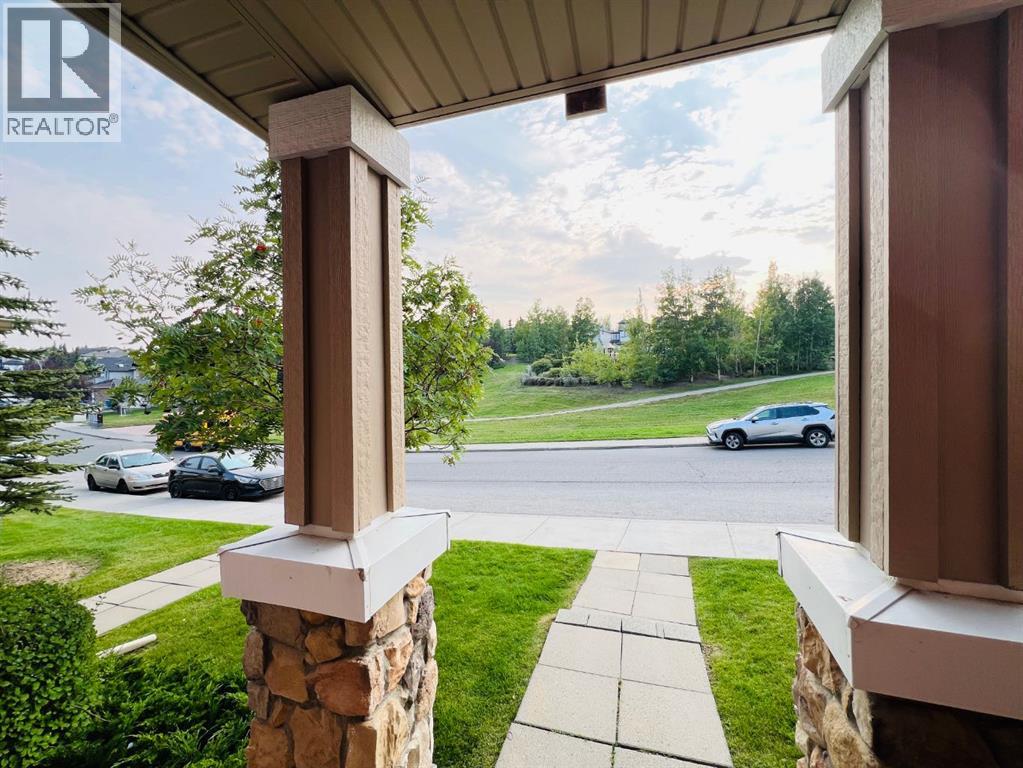 Single Family House for Sale in  Panamount Drive NW Panorama Hills Calgary 