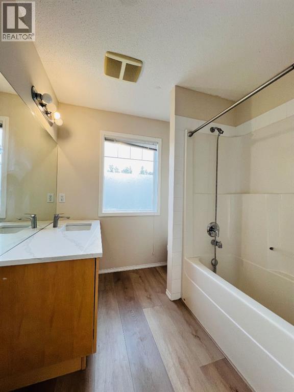 Single Family House for Sale in  Panamount Drive NW Panorama Hills Calgary 