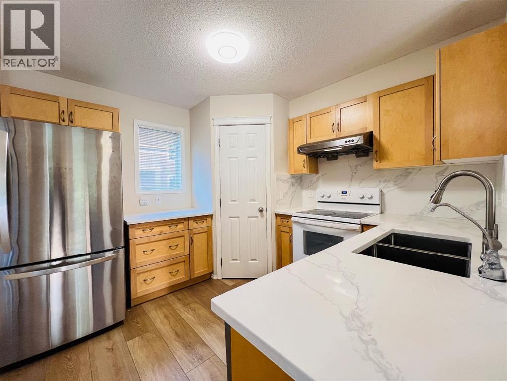 Single Family House for Sale in  Panamount Drive NW Panorama Hills Calgary 