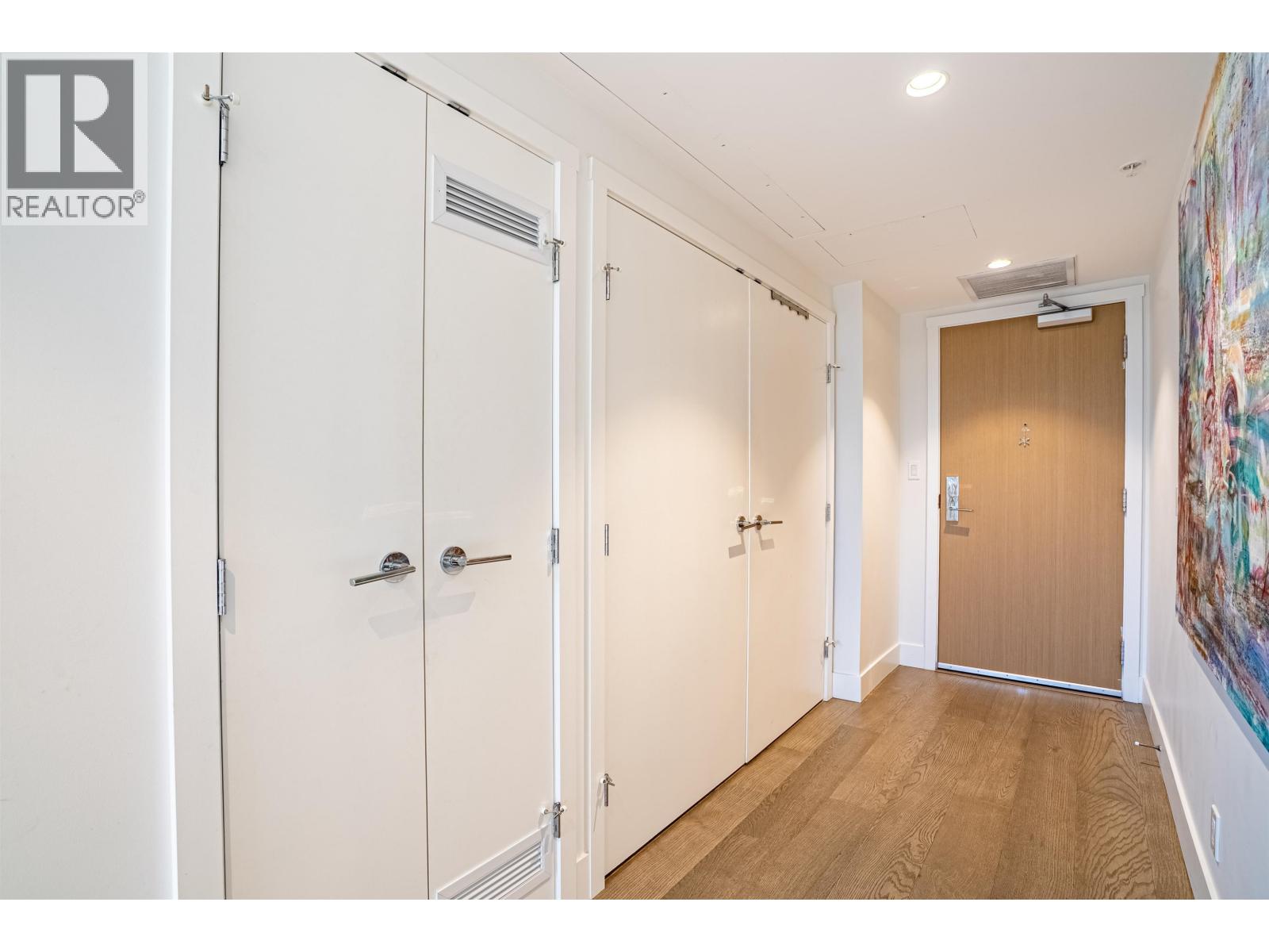 1601 1632 LIONS GATE LANE, North Vancouver