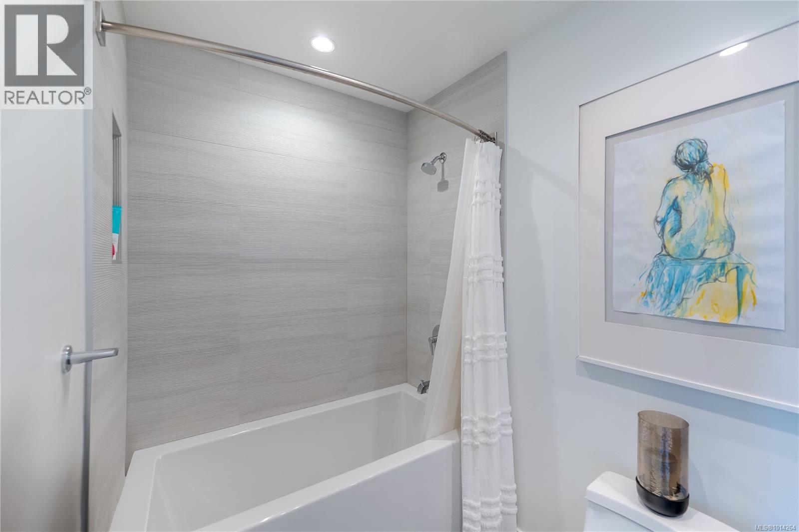 1006 2000 Hannington Road, Langford