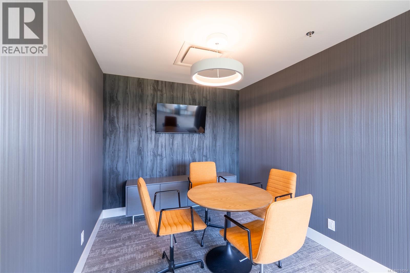 1006 2000 Hannington Road, Langford