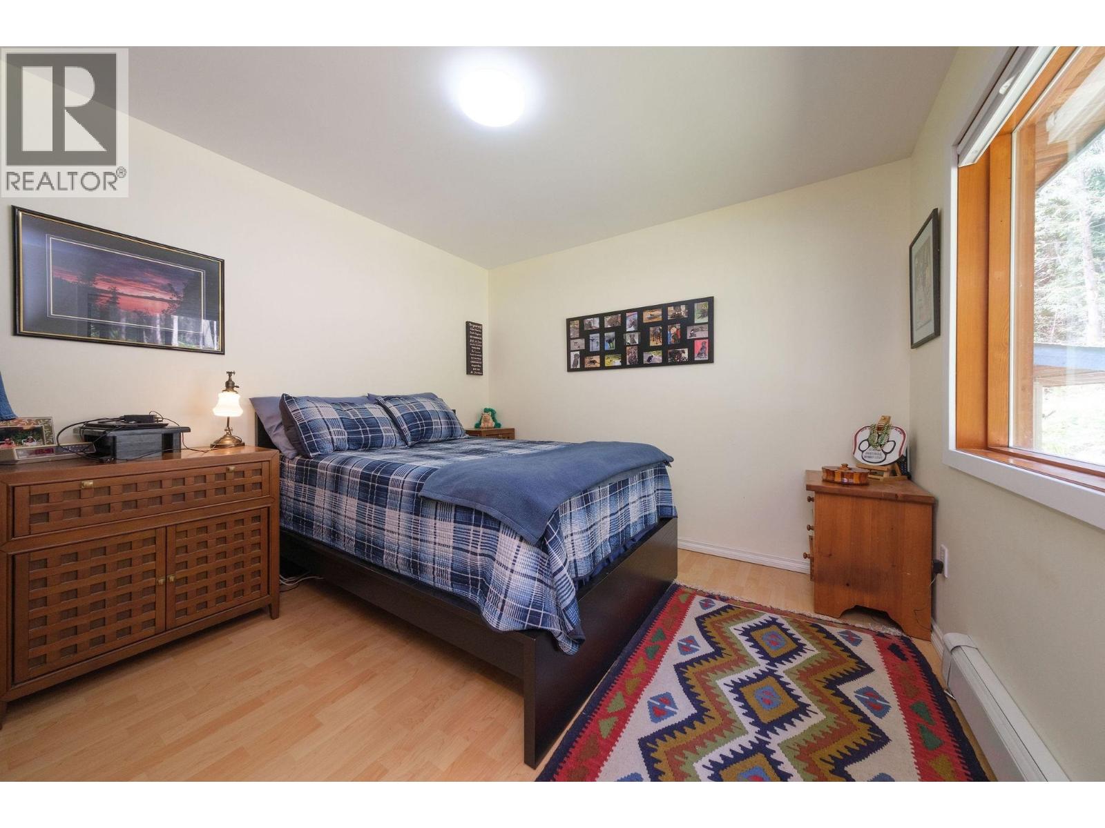 3318 LINWOOD ROAD, Roberts Creek
