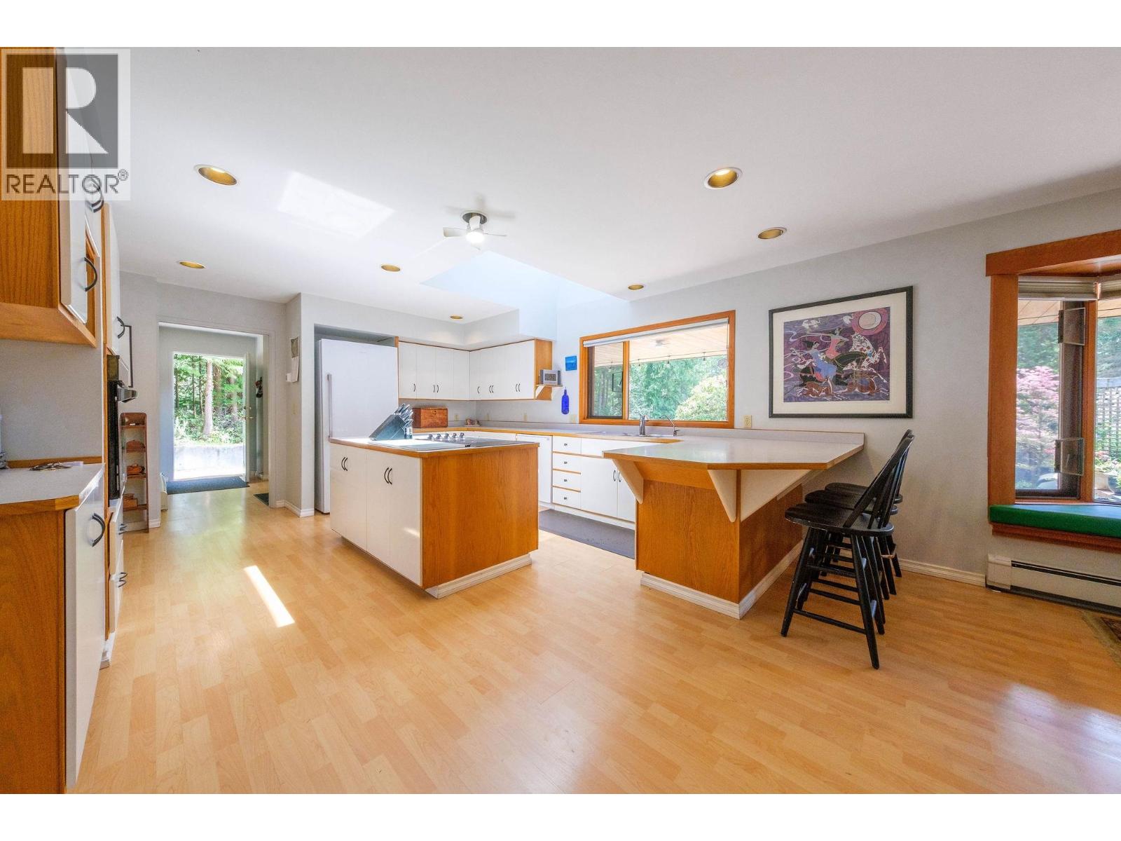3318 LINWOOD ROAD, Roberts Creek