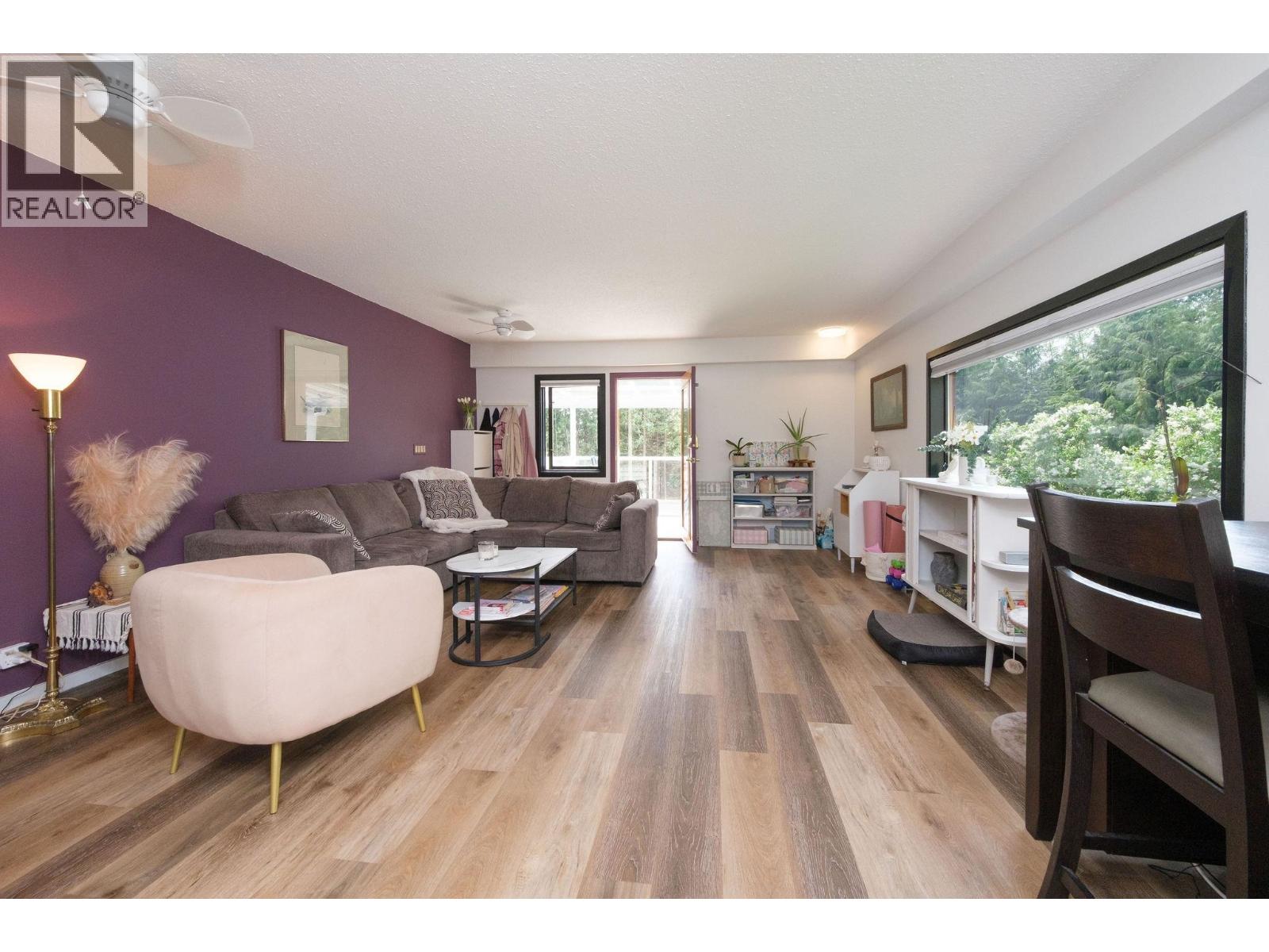 3318 LINWOOD ROAD, Roberts Creek