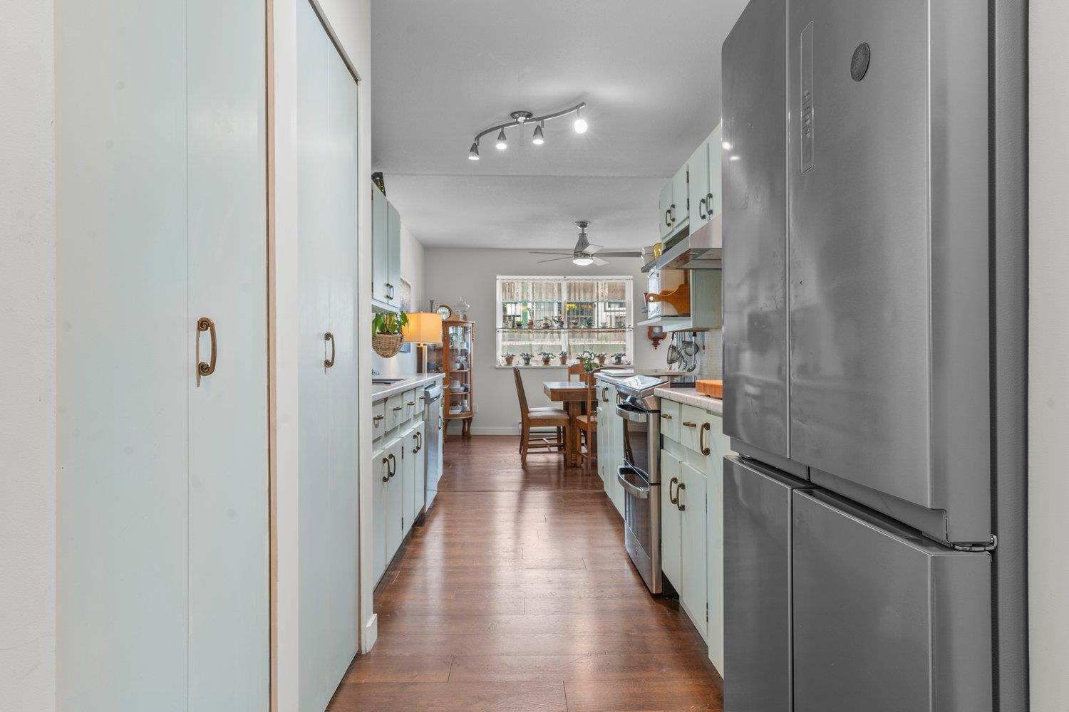 303 9175 EDWARD STREET, Chilliwack Proper West, Chilliwack