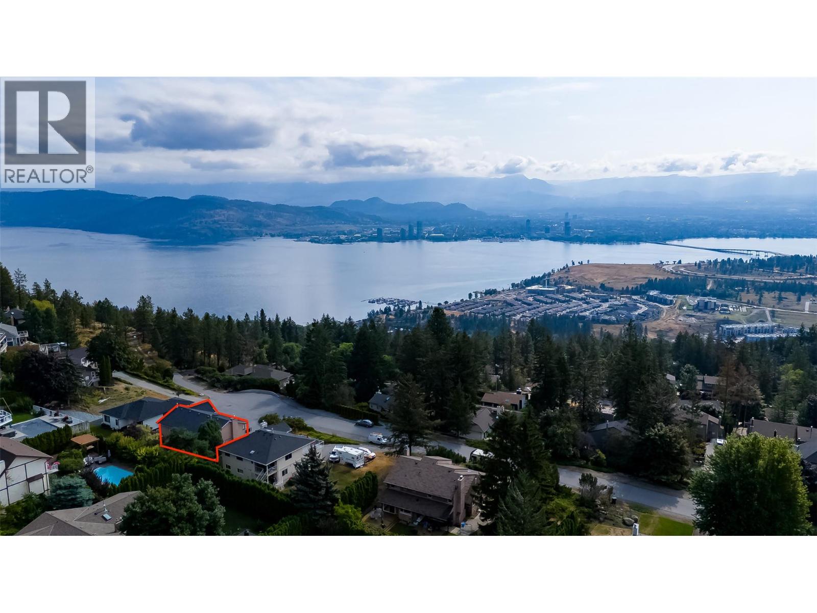  1556 Blackwood Drive, West Kelowna