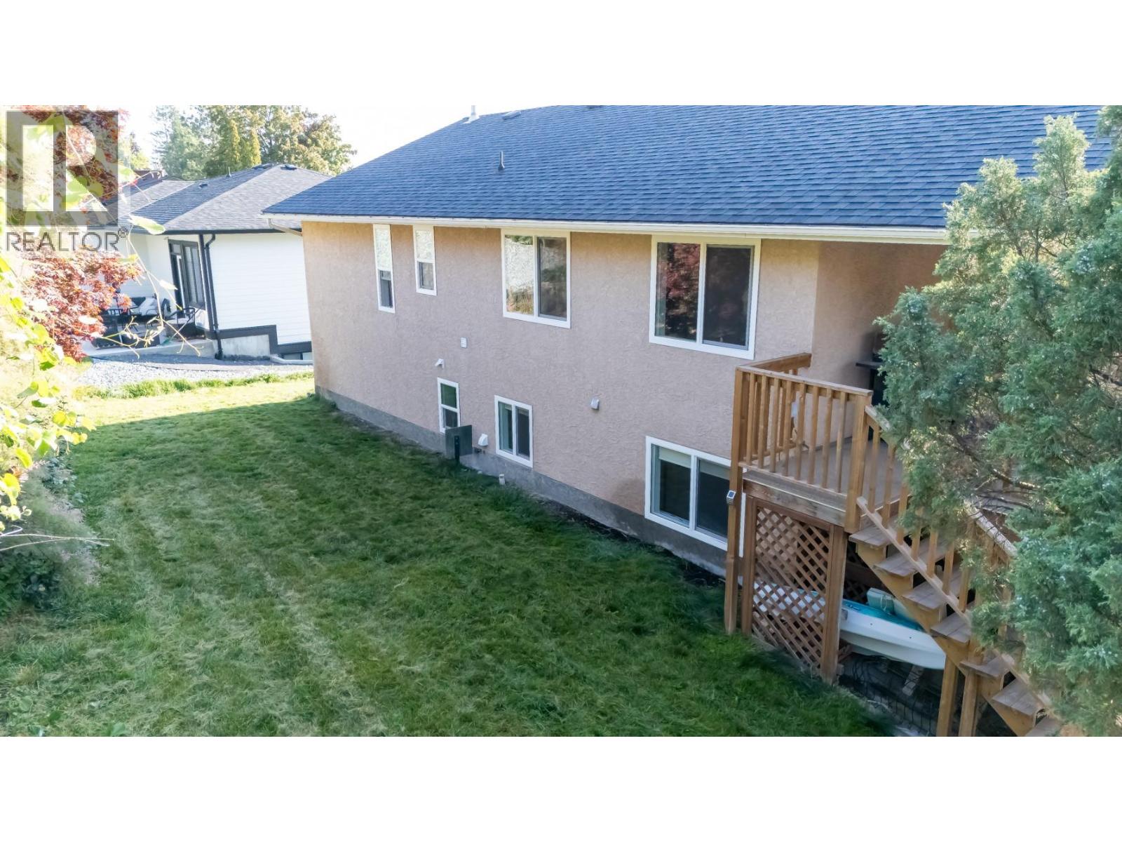  1556 Blackwood Drive, West Kelowna