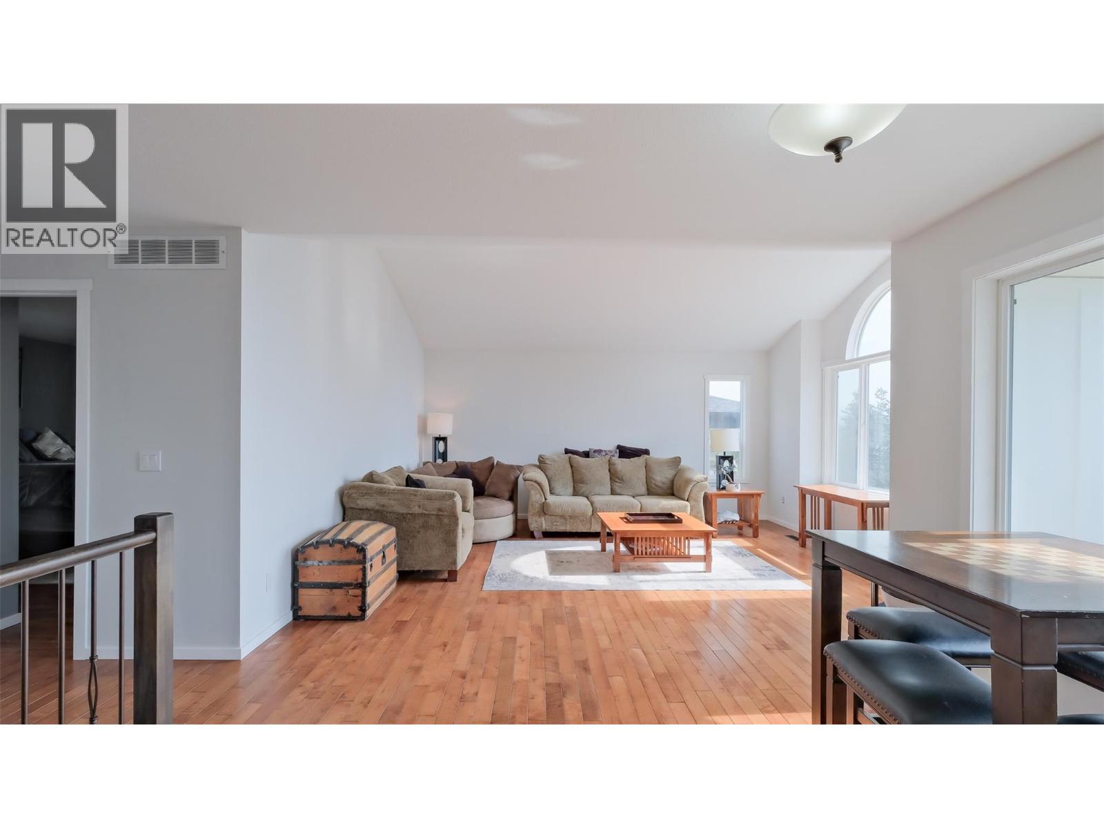  1556 Blackwood Drive, West Kelowna