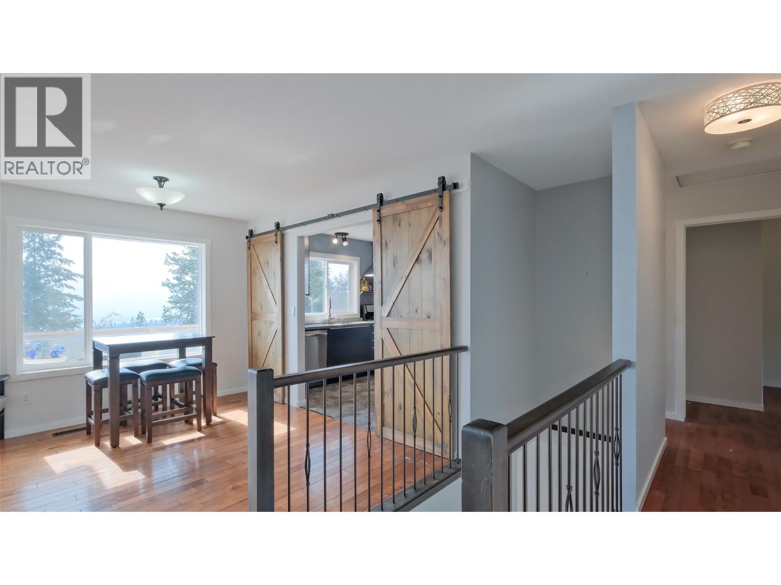  1556 Blackwood Drive, West Kelowna