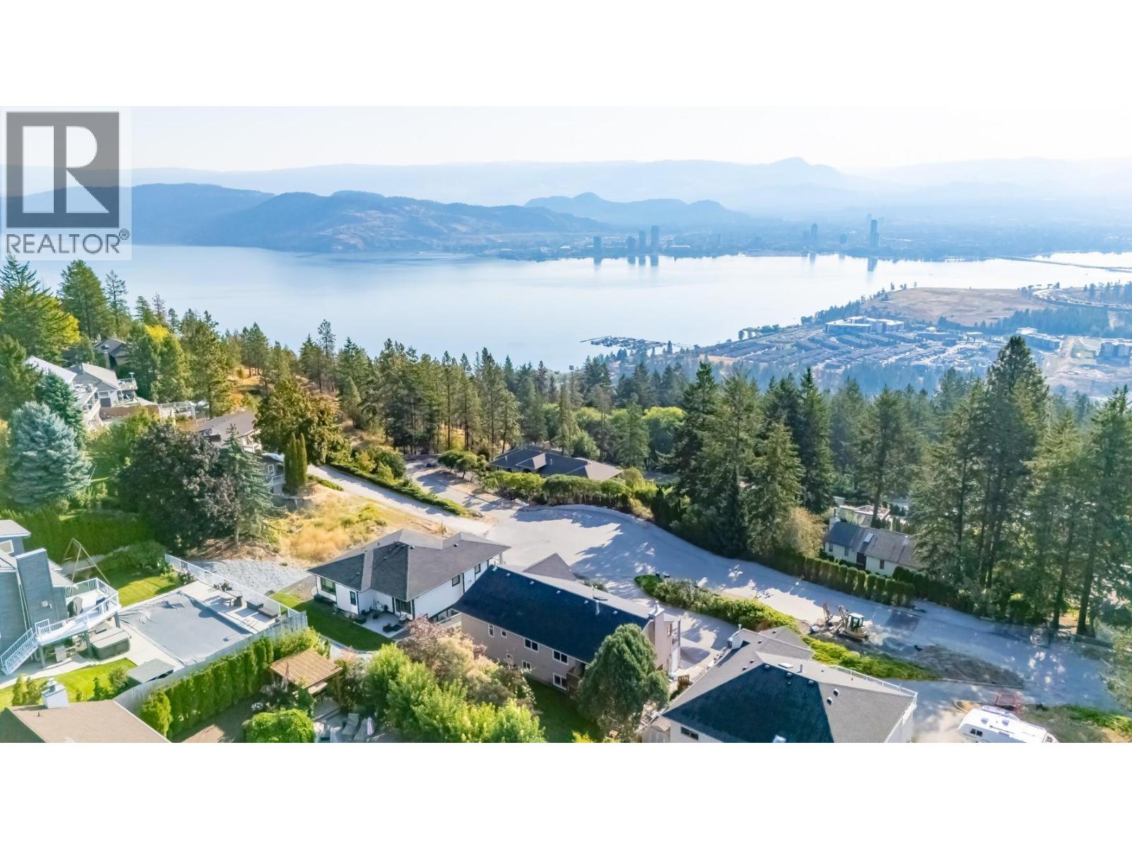  1556 Blackwood Drive, West Kelowna