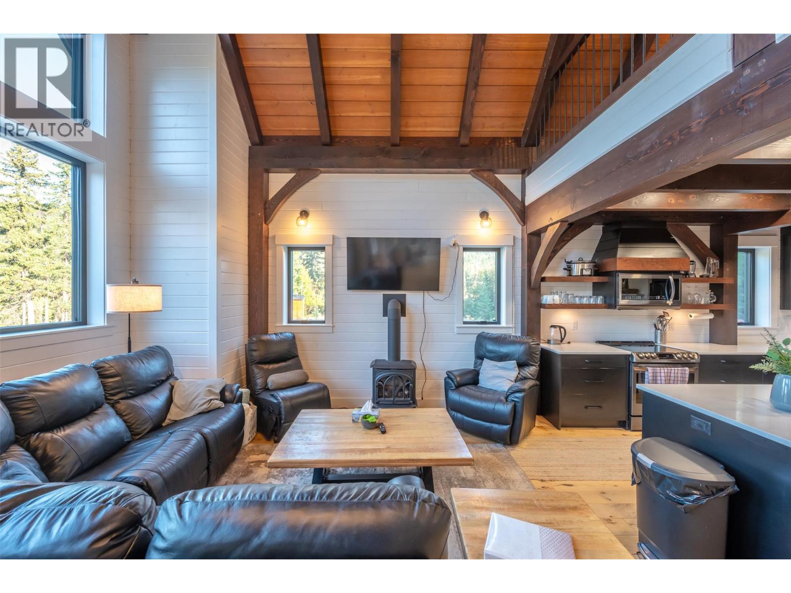 3593 Princeton Summerland Road, Princeton