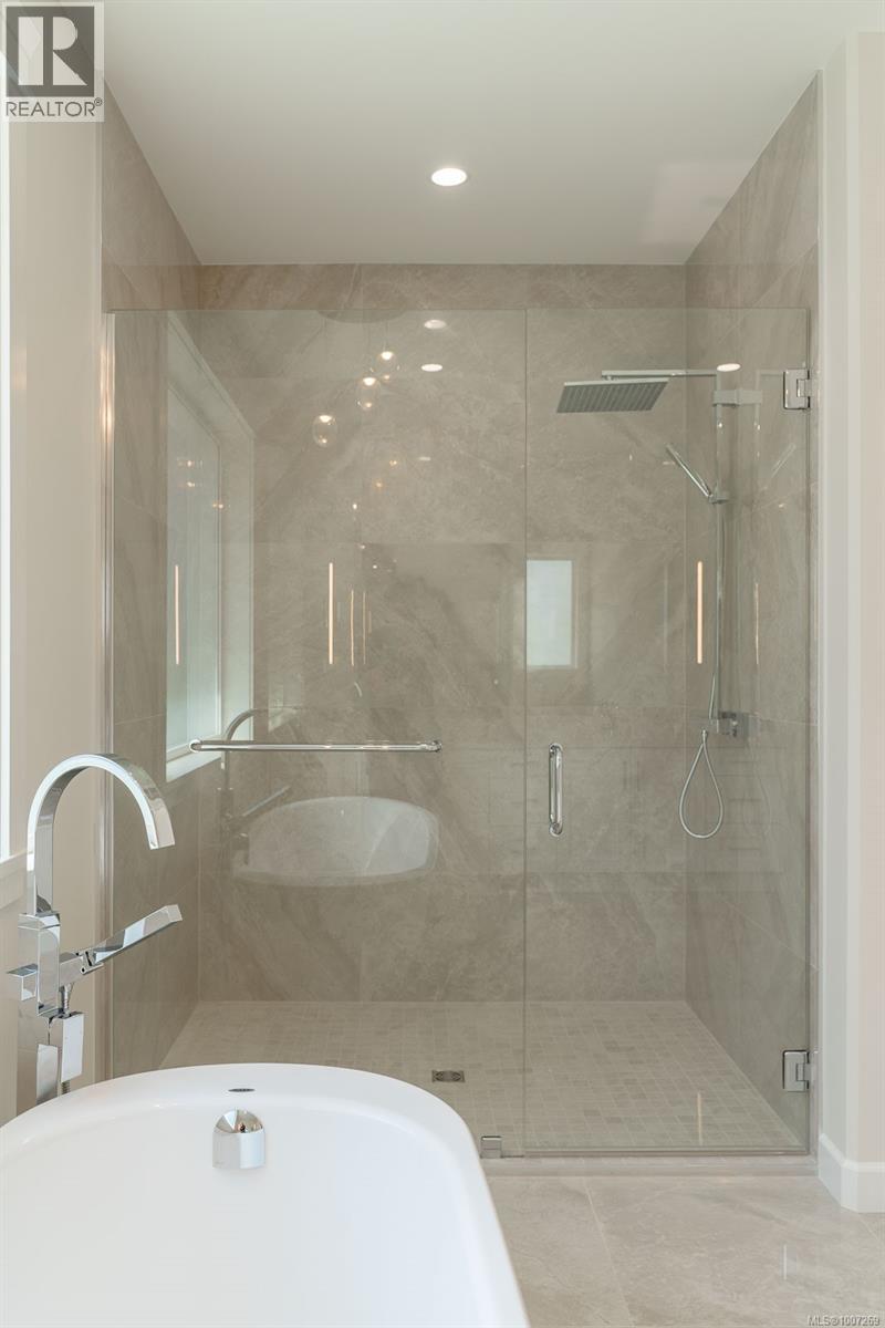 2780 Burde St, Port Alberni