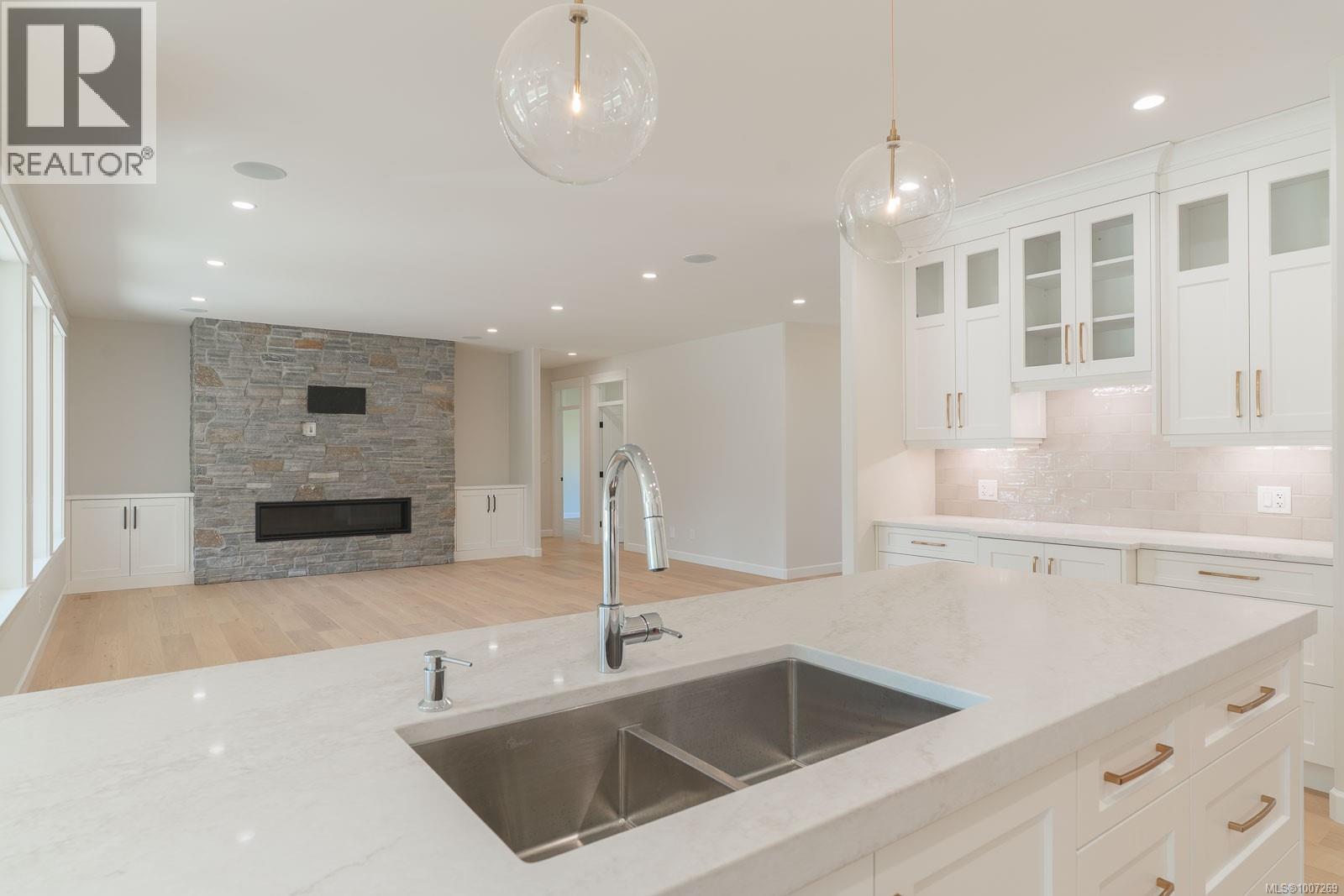 2780 Burde St, Port Alberni