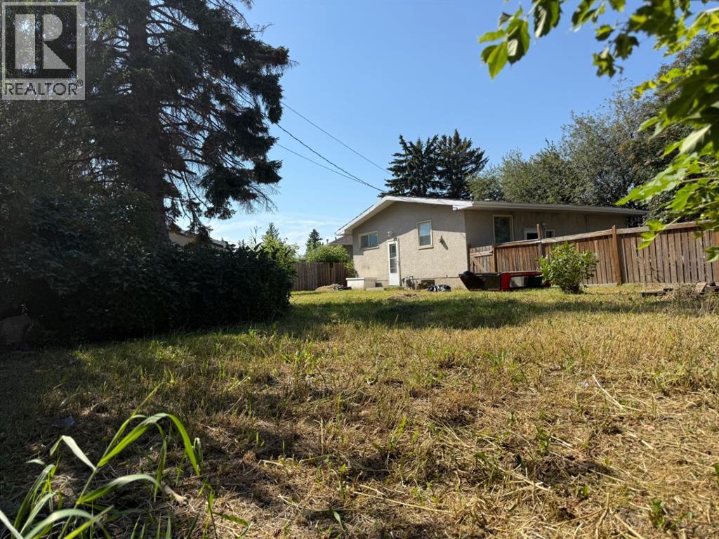 Single Family House Bungalow for Sale in  Fordham Crescent SE Forest Heights Calgary 