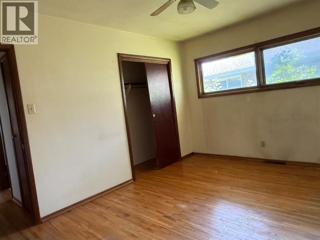 Single Family House Bungalow for Sale in  Fordham Crescent SE Forest Heights Calgary 