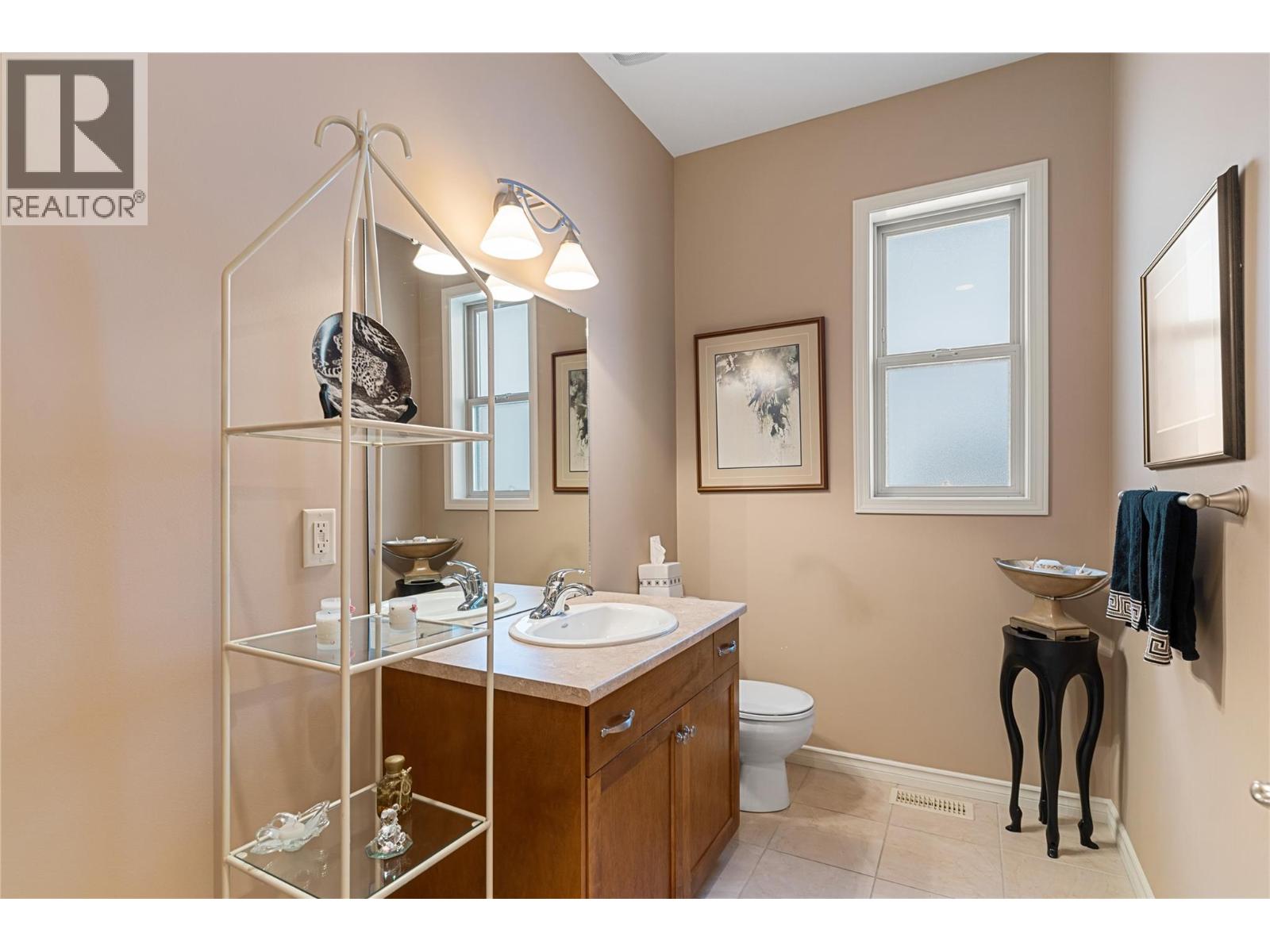 345 663 Denali Court, Kelowna