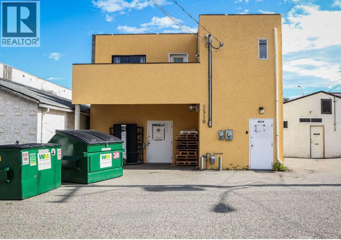 8510 MAIN Street, Osoyoos