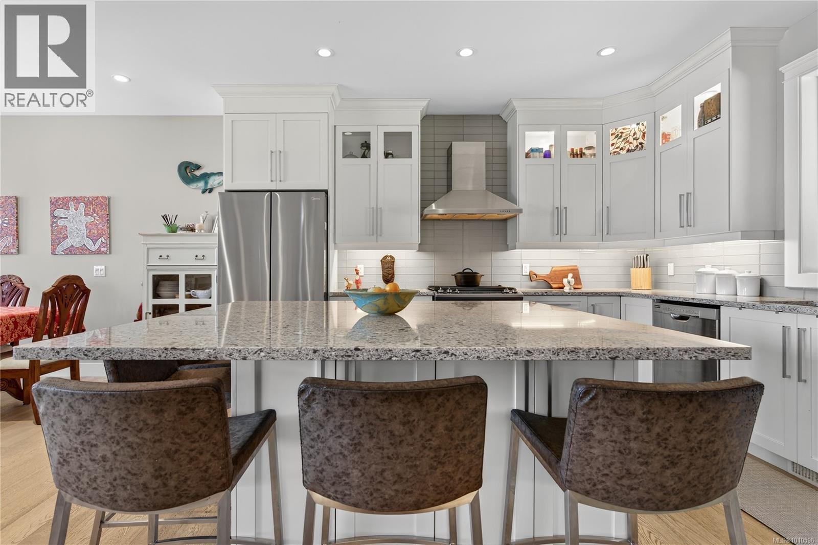 2555 Stubbs Rd, Mill Bay