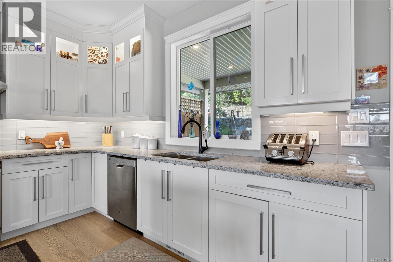 2555 Stubbs Rd, Mill Bay