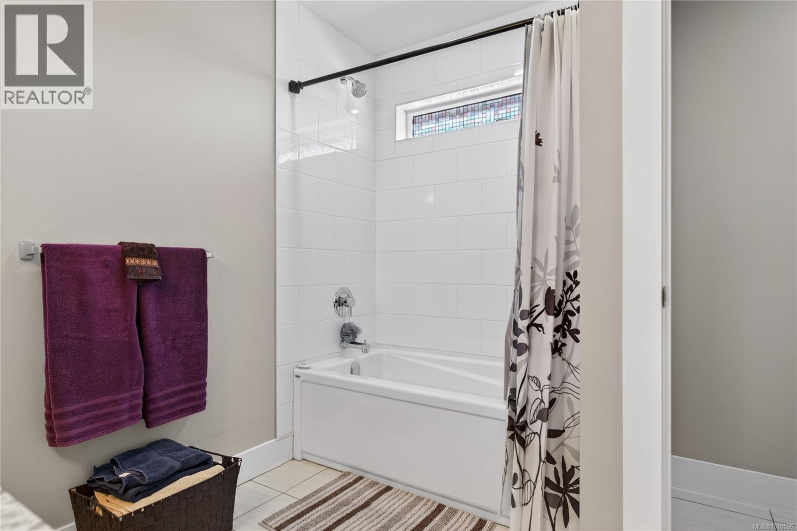 2555 Stubbs Rd, Mill Bay