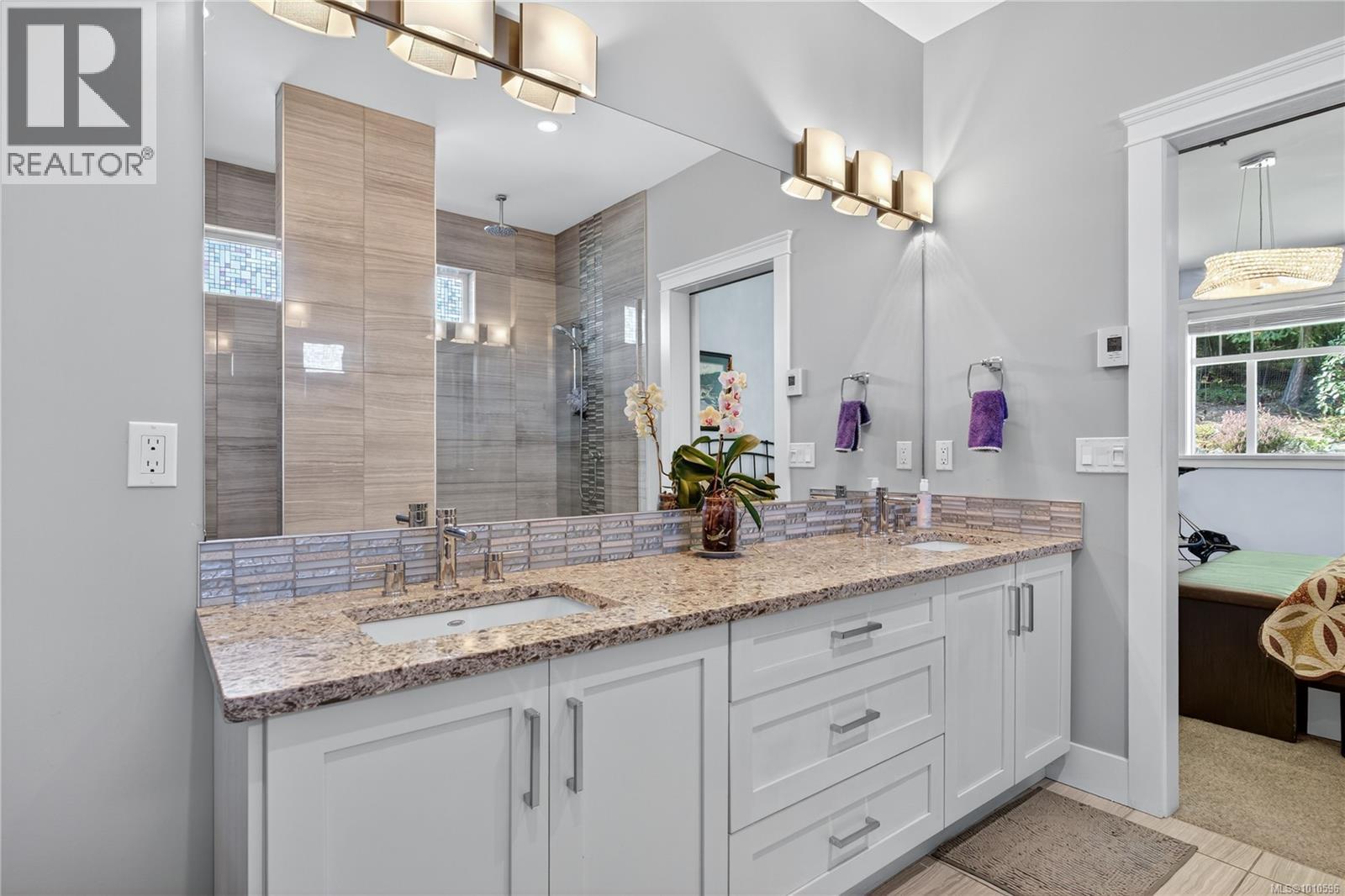 2555 Stubbs Rd, Mill Bay
