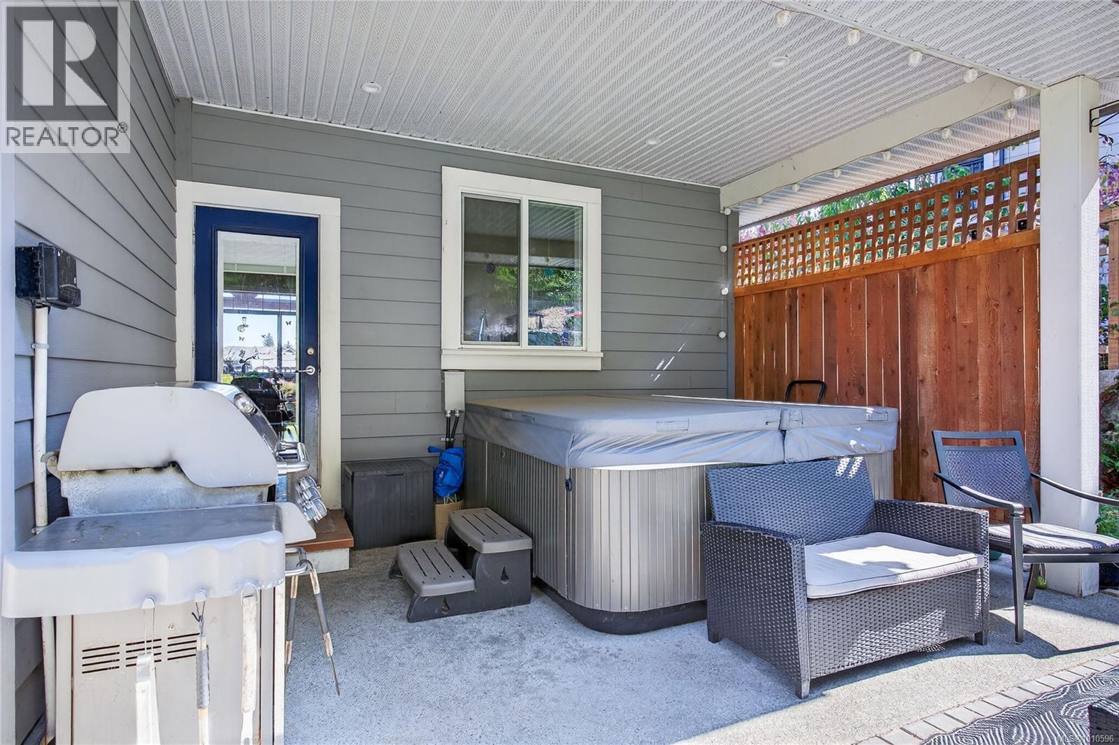 2555 Stubbs Rd, Mill Bay