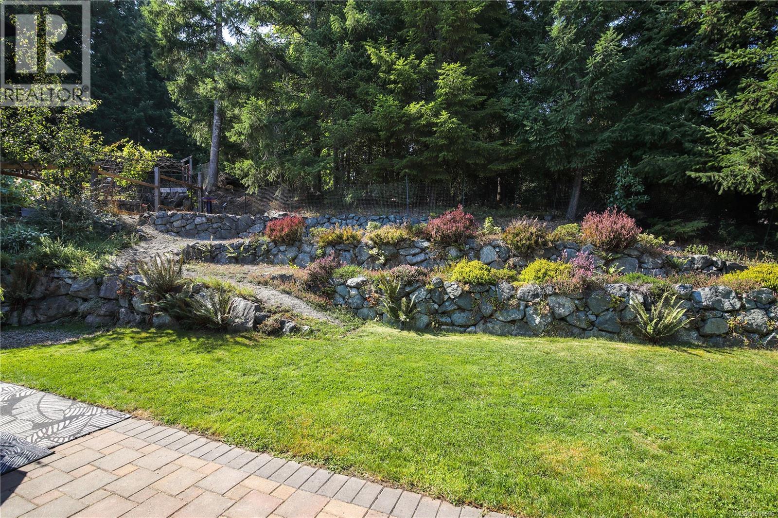 2555 Stubbs Rd, Mill Bay